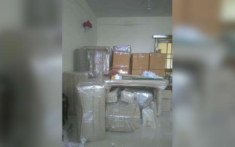 balajee packers and mover packing items