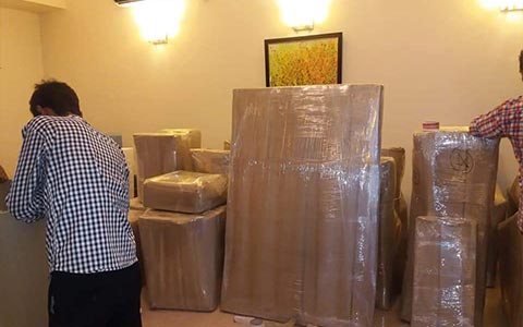 v r l packers and movers india packing items